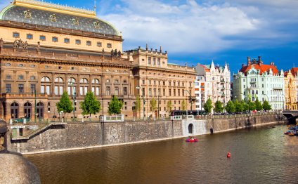 Prague-Tourist