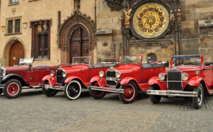 Prague-vintage-car-tour