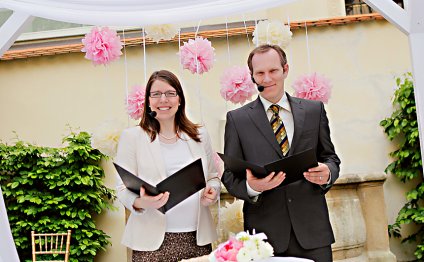 Prague Wedding Officiants