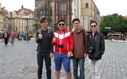 Business Tourists in Prague