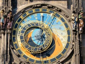 2015-08-13-1439458632-7108973-astronomical_clockprague.jpg