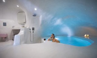 Bathroom with Plunge Pool