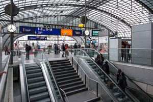 Berlin Hauptbahnhof stop