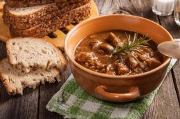 goulash_234139033comp